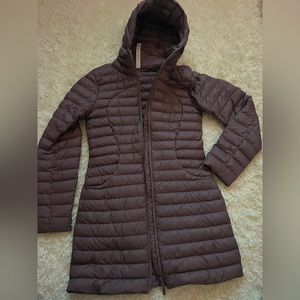 Pack It down Long Lululemon Jacket, size 4